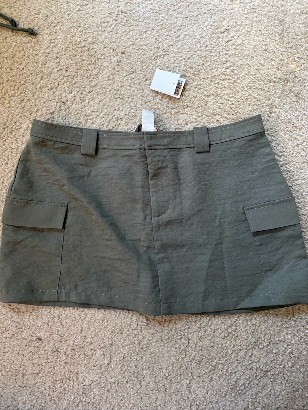 NEW BDG Cargo Mini Skirt Sz M Green utility Urban Outfitters High Rise